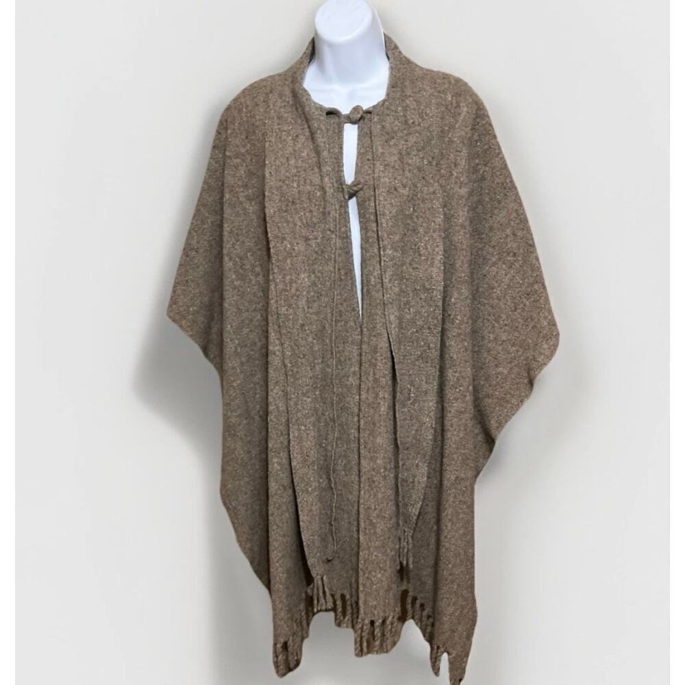 Vtg Beige Wool Blanket Poncho/Cape Fringe Attached Scarf OS Boho 60 70s Handmade